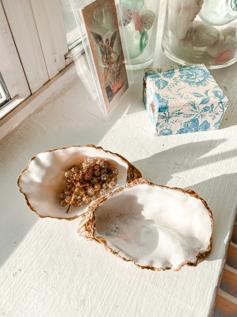 Large Handcrafted Gilded Oyster Ring Dish – Floral & Pearl Collection